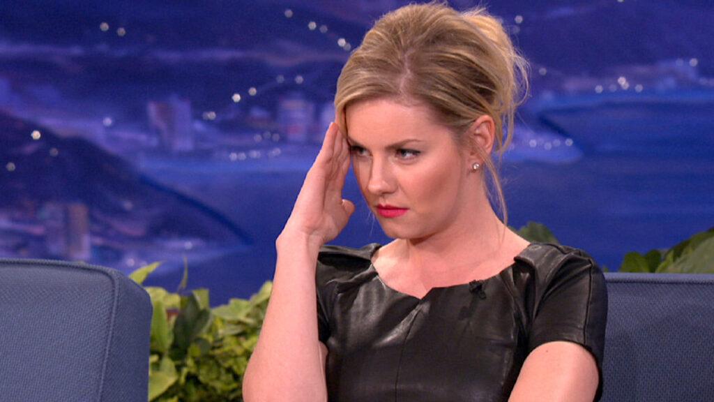 Elisha Cuthbert Profile, Age, Height, Family, Affairs, Biography